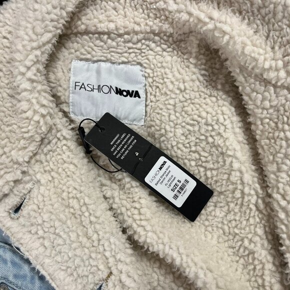 Fashion Nova Women's Belted Sherpa Moto Denim Jacket - Size Small - NWT - Picture 2 of 7